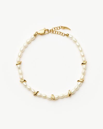 Savi Seed Pearl Bracelet | Pearl - Missoma - Modalova