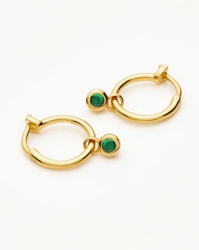 Tennis Charm Mini Hoop Earrings | 18ct Gold Vermeil/Emerald Green Nano-crystal - Missoma - Modalova
