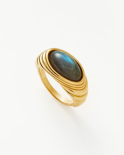 Wavy Ridge Gemstone Ring - Missoma - Modalova