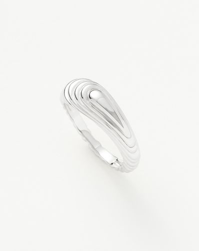 Wavy Ridge Stacking Ring - Missoma - Modalova