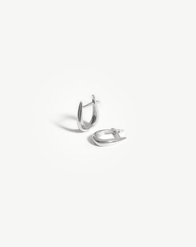 Fine Claw Huggies | 14ct White Gold - Missoma - Modalova