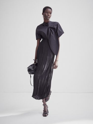 Ranaculus Skirt in Black - NinetyPercent - Modalova