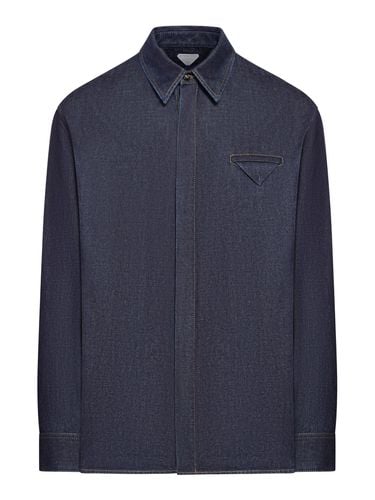 INDIGO REGULAR DENIM SHIRT - Man - Bottega Veneta - Modalova