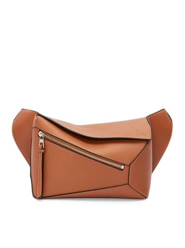 Small Puzzle belt bag in classic calfskin - Woman - Loewe - Modalova