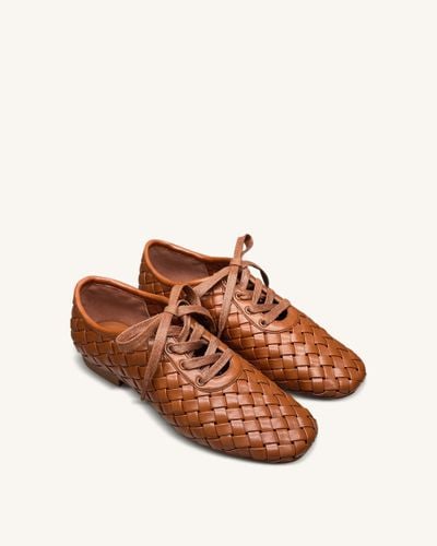 Kayla Weave Strap Flat Shoes - Brown - JW PEI - Modalova