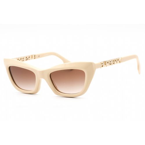 Women's Sunglasses - Beige Cat Eye Frame Brown Gradient Lens / 0BE4409 409213 - BURBERRY - Modalova