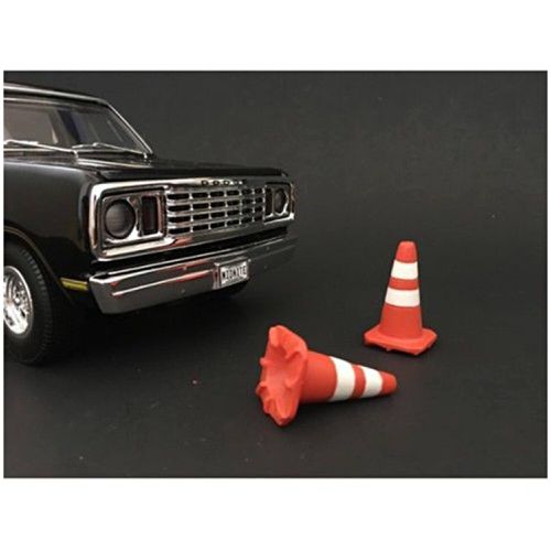Traffic Cones - Accessory For 1/18 Scale Models, Set of 4 Pieces - American Diorama - Modalova