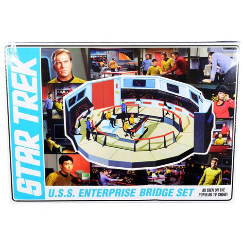 Scale Model Kit - Skill 2 U.S.S. Enterprise Command Bridge Set Star Trek - AMT - Modalova