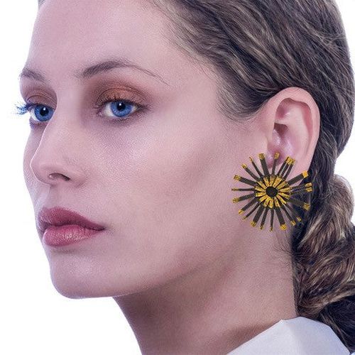Satin Earrings Bloom Black Gold - Alexandra Tsoukala - Modalova