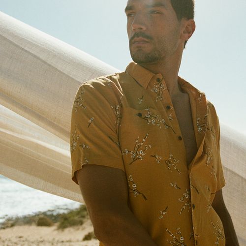 Men's Short Sleeve Beach Shirt Gold / Golden Blossom - Size: L - Superdry - Modalova