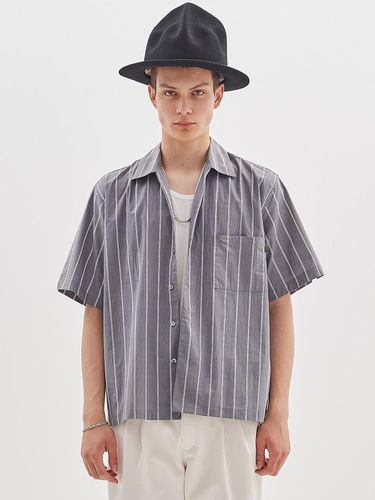 STRIPE HALF SHIRT_GREY - GOZER - Modalova