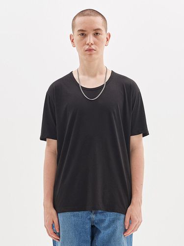 Under Half T-Shirt _ Black - GOZER - Modalova