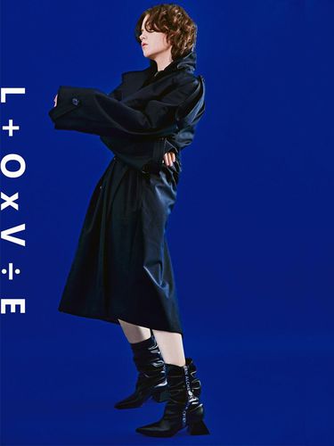 L O V E Pleated Boots_ BK - MODERN ALCHEMIST - Modalova