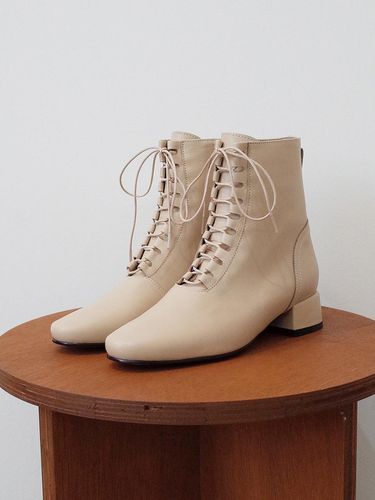 All Basic Lace Up Boots Light Beige - february second - Modalova