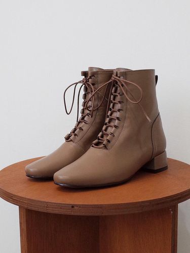 All Basic Lace Up Boots Mocha Brown - february second - Modalova