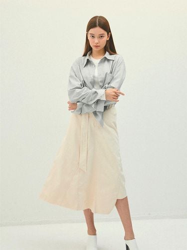 Light Grey_Gingham Checks Oversize Shirts-IT007 - HALEINE - Modalova