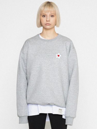 Small Flower Heart Smile Sweatshirt - GRAVER - Modalova