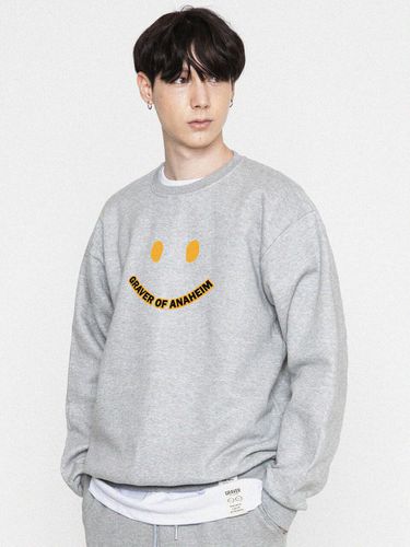 Big Logo Smile Clip Sweatshirt_5 Colors - GRAVER - Modalova