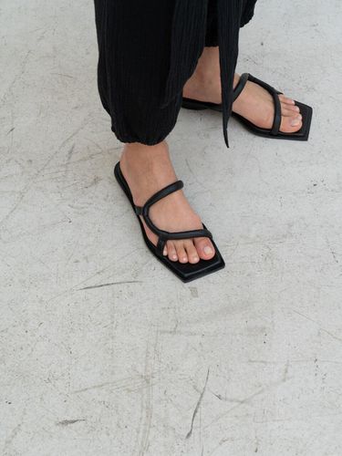 CURVY SANDAL C0S06 BK - CHIELEI - Modalova