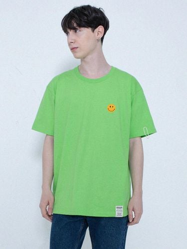 Elbow Dot Short Sleeve T-shirt_Green - GRAVER - Modalova