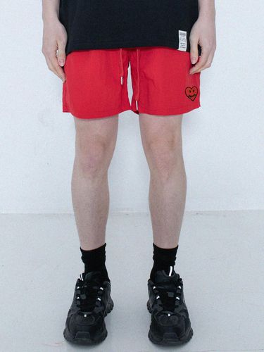 Heart Embroidery Shorts Red - GRAVER - Modalova