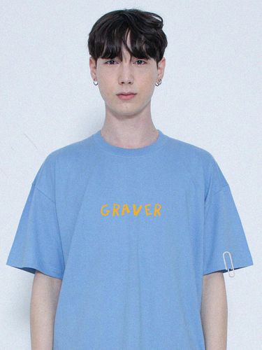 Velvet Logo Short Sleeve T-shirt_Sky Blue - GRAVER - Modalova