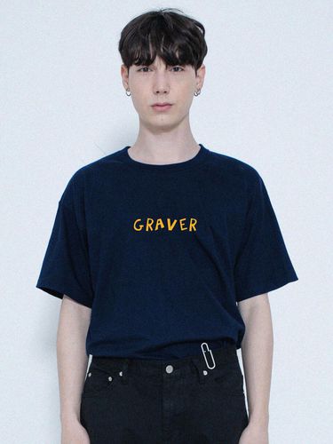 Velvet Logo Short Sleeve T-shirt_Navy - GRAVER - Modalova