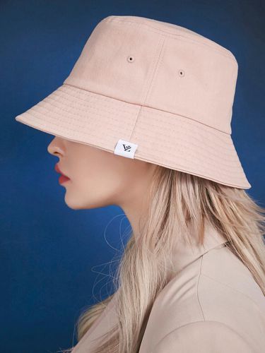 Herringbone Label Bucket Hat_Pink - VARZAR - Modalova