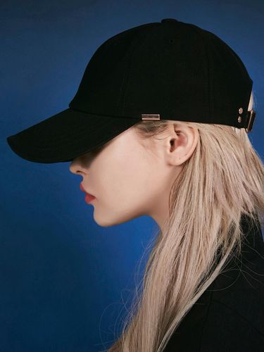 Rose Gold Double Link Overfit Ball Cap_Black - VARZAR - Modalova