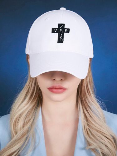 Black Cross Logo Overfit Buckle Cap_White - VARZAR - Modalova