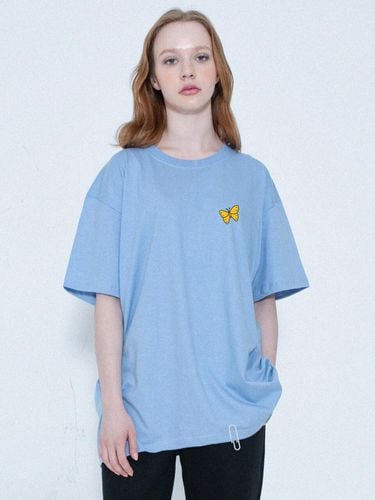 Butterfly Drawing Short Sleeve T-shirt_Sky Blue - GRAVER - Modalova