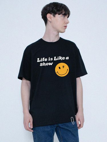 Smile Dot Logo Short Sleeve T-shirt_4 Colors - GRAVER - Modalova