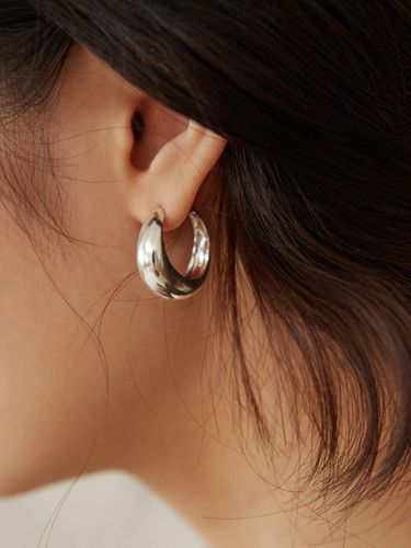 Chunky Circle Silver Earring - MARSBOM - Modalova