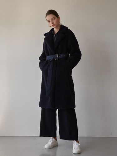 Belt Faux Fur Long Coat_Navy - MUGUET - Modalova