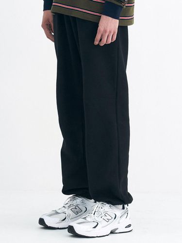 Steady Sweatpants_Black - STAFFONLY - Modalova