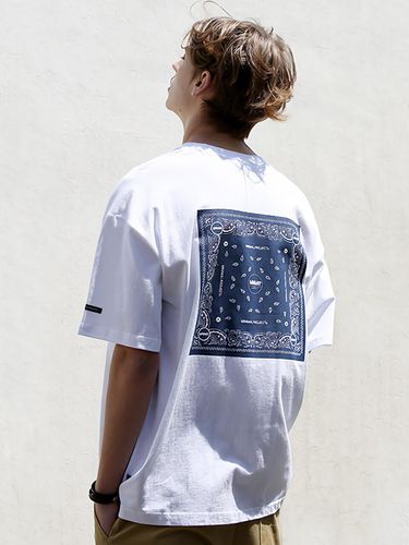 Paisley Oversized Fit Half Sleeves T-shirt - MINIMAL PROJECT - Modalova