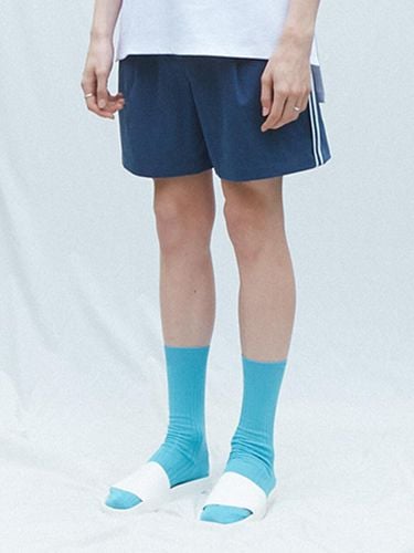 Side Point Short Pants _Blue - MUGUET - Modalova