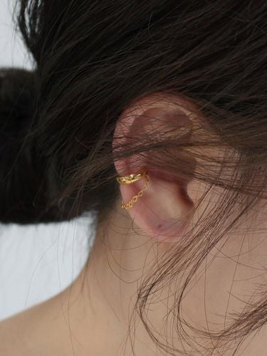 Plain Earcuff - MCCOII - Modalova