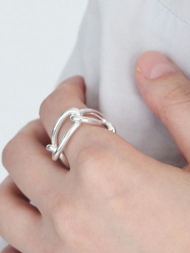 Bold Chain Ring - MCCOII - Modalova