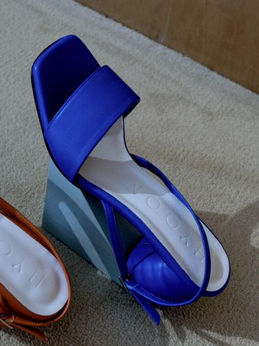 Exclusive_HN061 - Mou Slingback Sandal_Blue - HYOON - Modalova