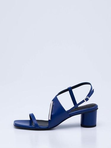 Bermuda Sandal - Fluo Blue - HYOON - Modalova