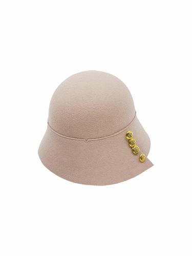 Button Felt Hat Light Beige - evance - Modalova