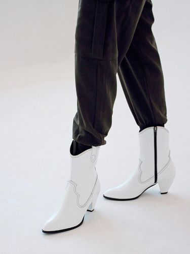 Felix Boots White - JAM’T - Modalova