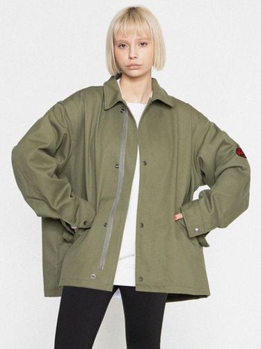 Heart Smile Embroidery Jacket Khaki - GRAVER - Modalova