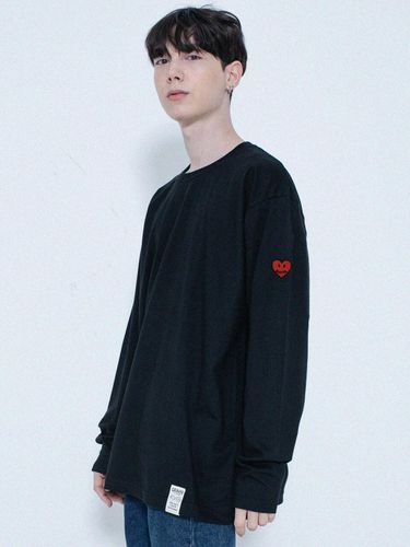 Heart Embroidery Long Sleeve T-shirt - GRAVER - Modalova