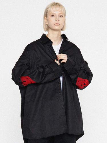 Elbow Heart Clip Oversized Shirts - GRAVER - Modalova