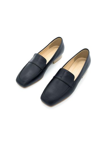 N20-S180_Loafer_Black - NONETHELESS - Modalova