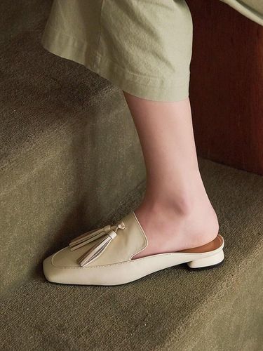 N20-S178_Backless Tassel Loafer_Cream - NONETHELESS - Modalova