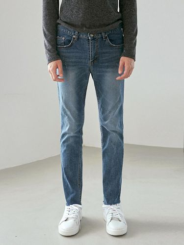 High Light Slim Straight Jeans_Denim - YAN13 - Modalova