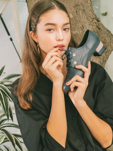 Geni Gross Loafer Navy - KERRIJADE - Modalova